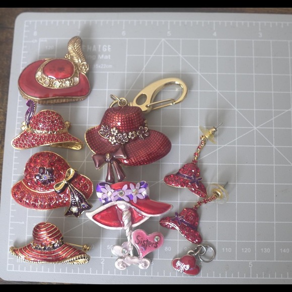 VTG Red Hat Society Jewelry Collection 8 Pieces Brooches, Earrings, Charm Watch - Picture 2 of 16